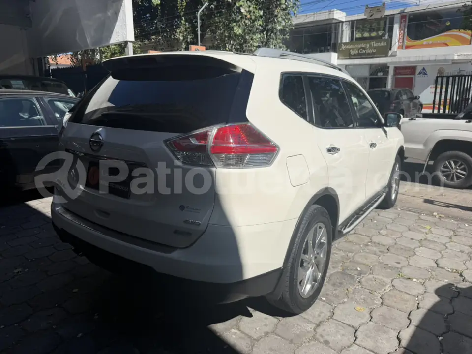 Foto 12 de Nissan XTRAIL EXCLUSIVE
