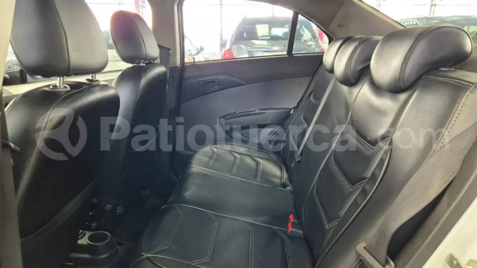 Foto 8 de Chevrolet BEAT PREMIER