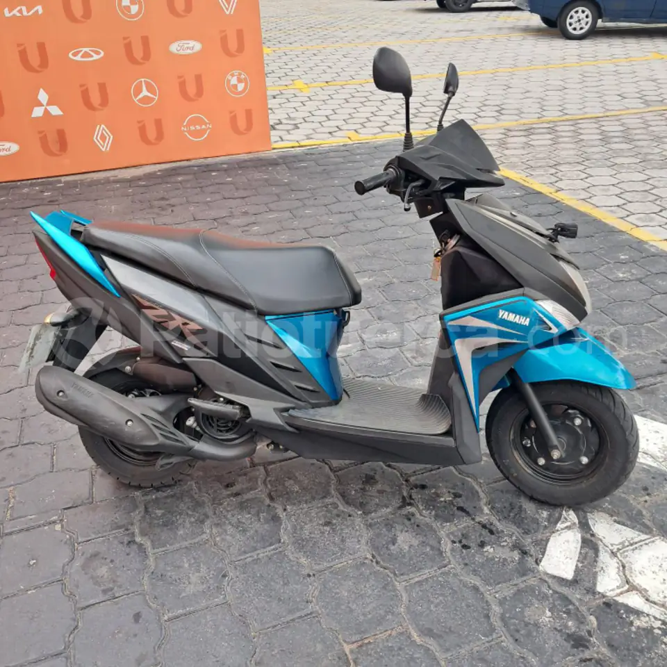 Foto 2 de Yamaha XC 115 B