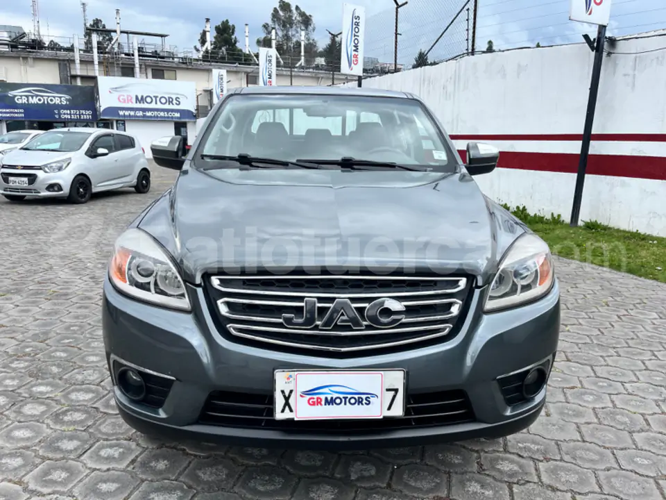 Foto 2 de JAC T6