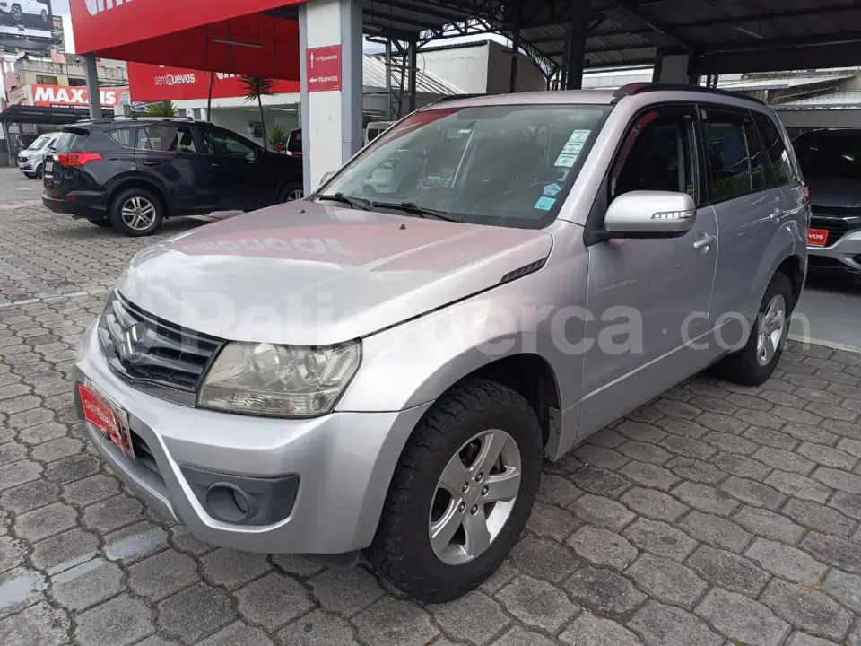 Foto 2 de Suzuki Grand Vitara SZ