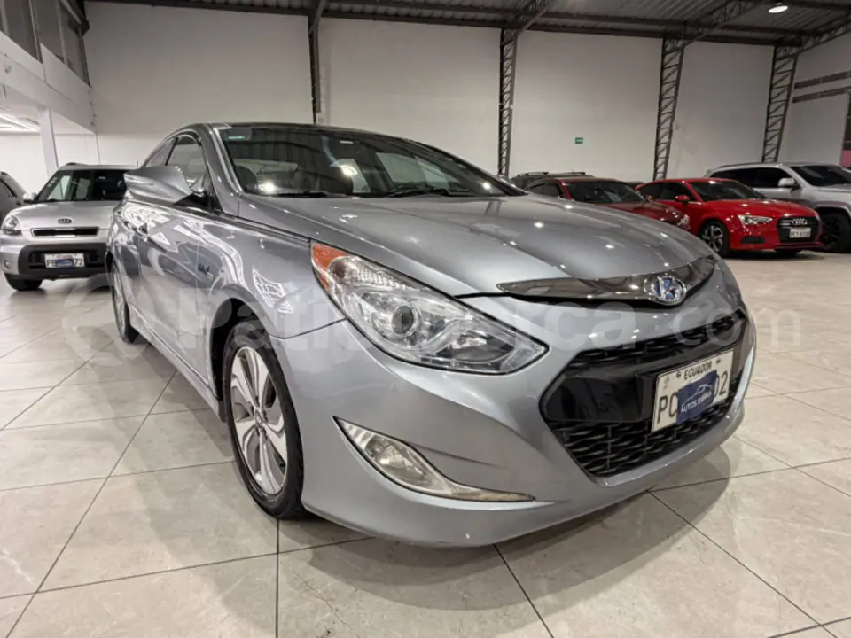 Foto 2 de Hyundai Sonata Hybrid