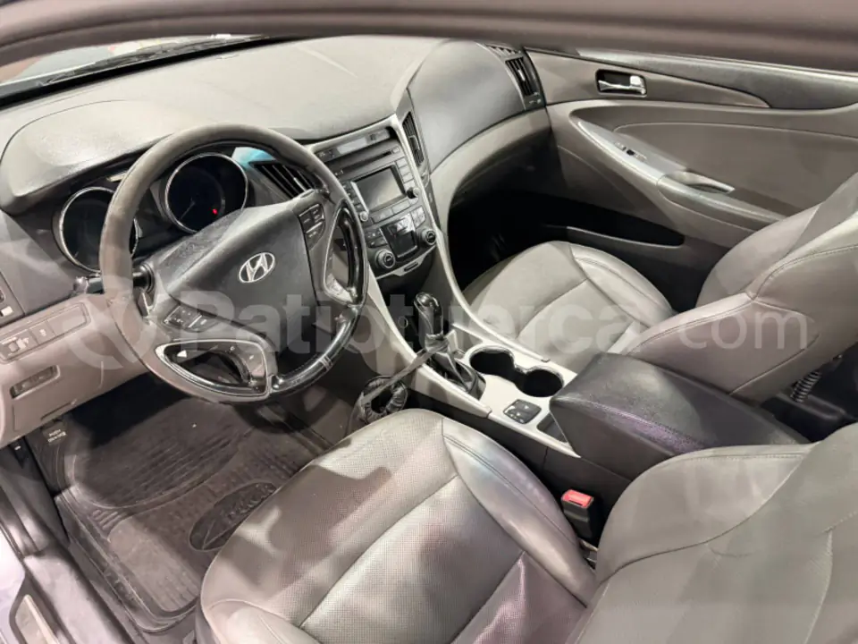 Foto 4 de Hyundai Sonata Hybrid
