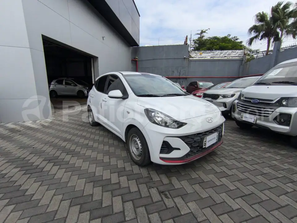 Foto 3 de Hyundai GRAN I10
