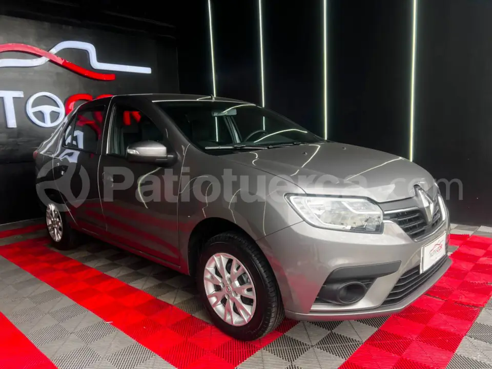 Foto 5 de Renault Logan