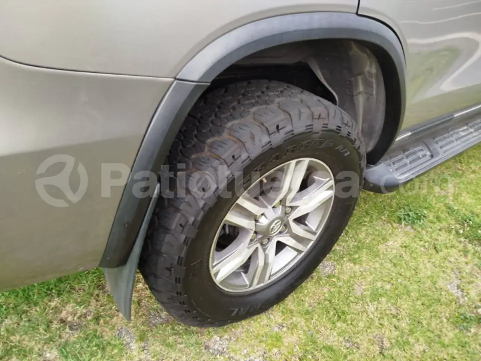 Foto 12 de Toyota New Fortuner