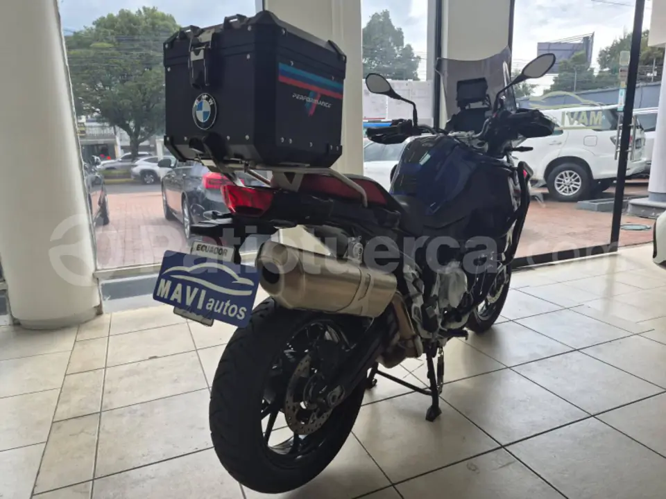 Foto 6 de BMW f750gs