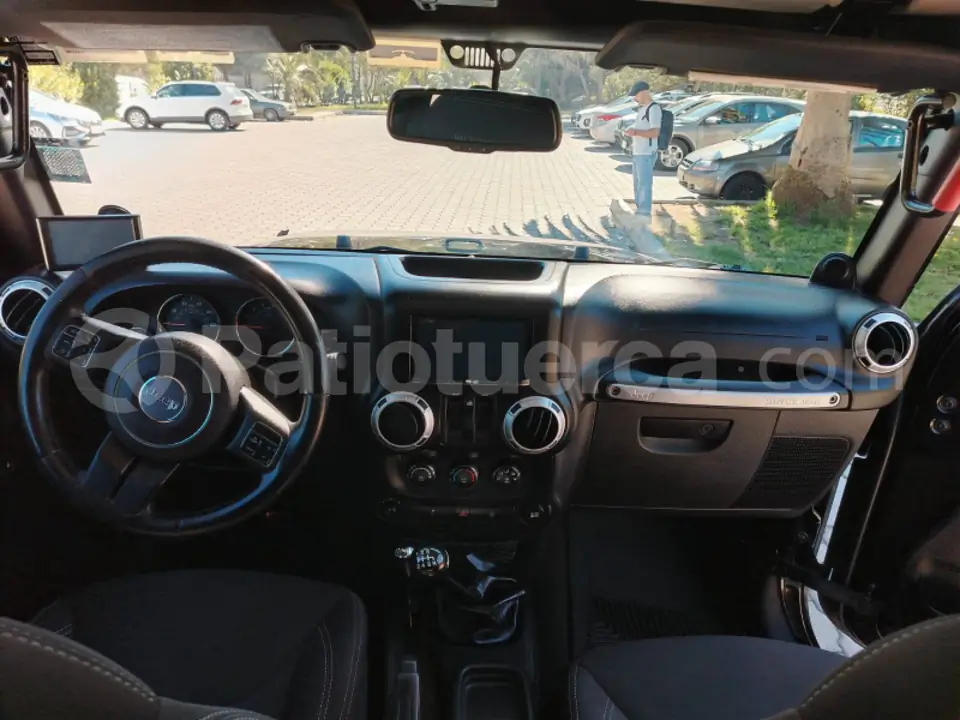Foto 13 de Jeep Wrangler Rubicon