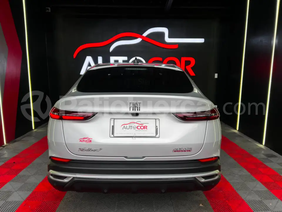 Foto 24 de Fiat Fastback Audace