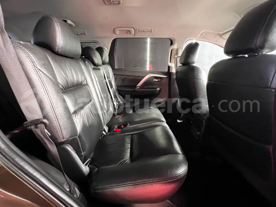 Foto 13 de Mitsubishi Montero