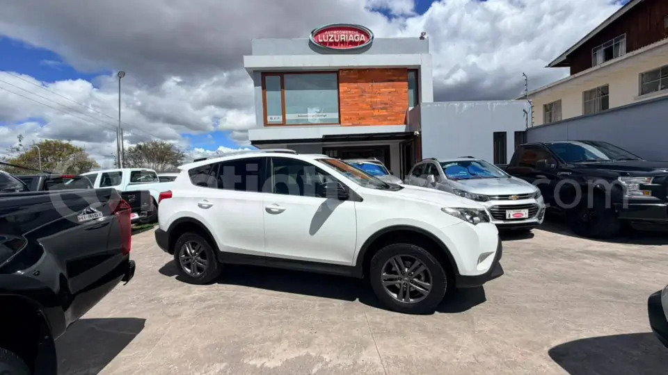 Foto 8 de Toyota NEW RAV 4