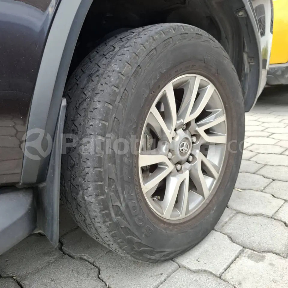 Foto 16 de Toyota New Fortuner