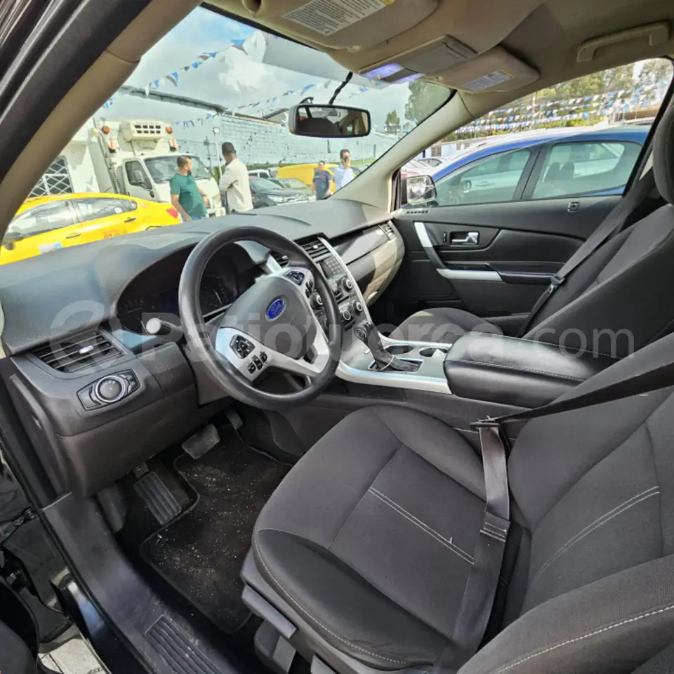 Foto 14 de Ford Edge