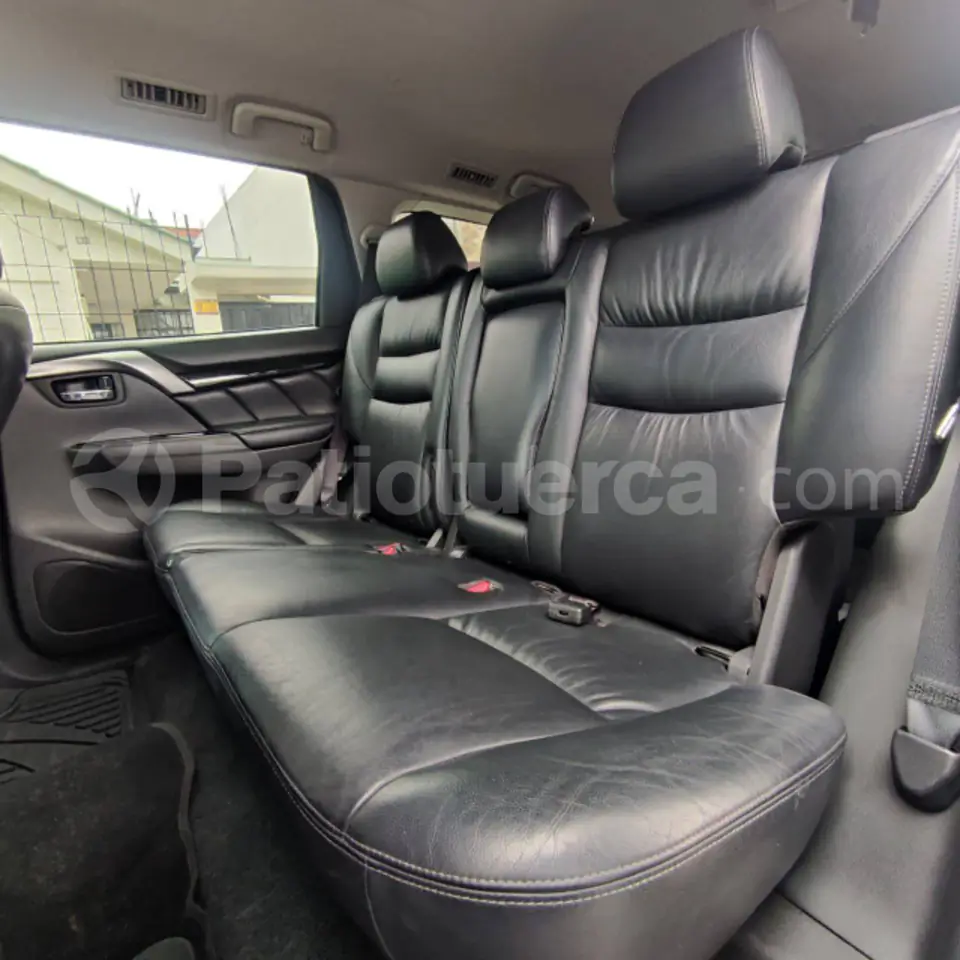 Foto 12 de Mitsubishi Montero Sport