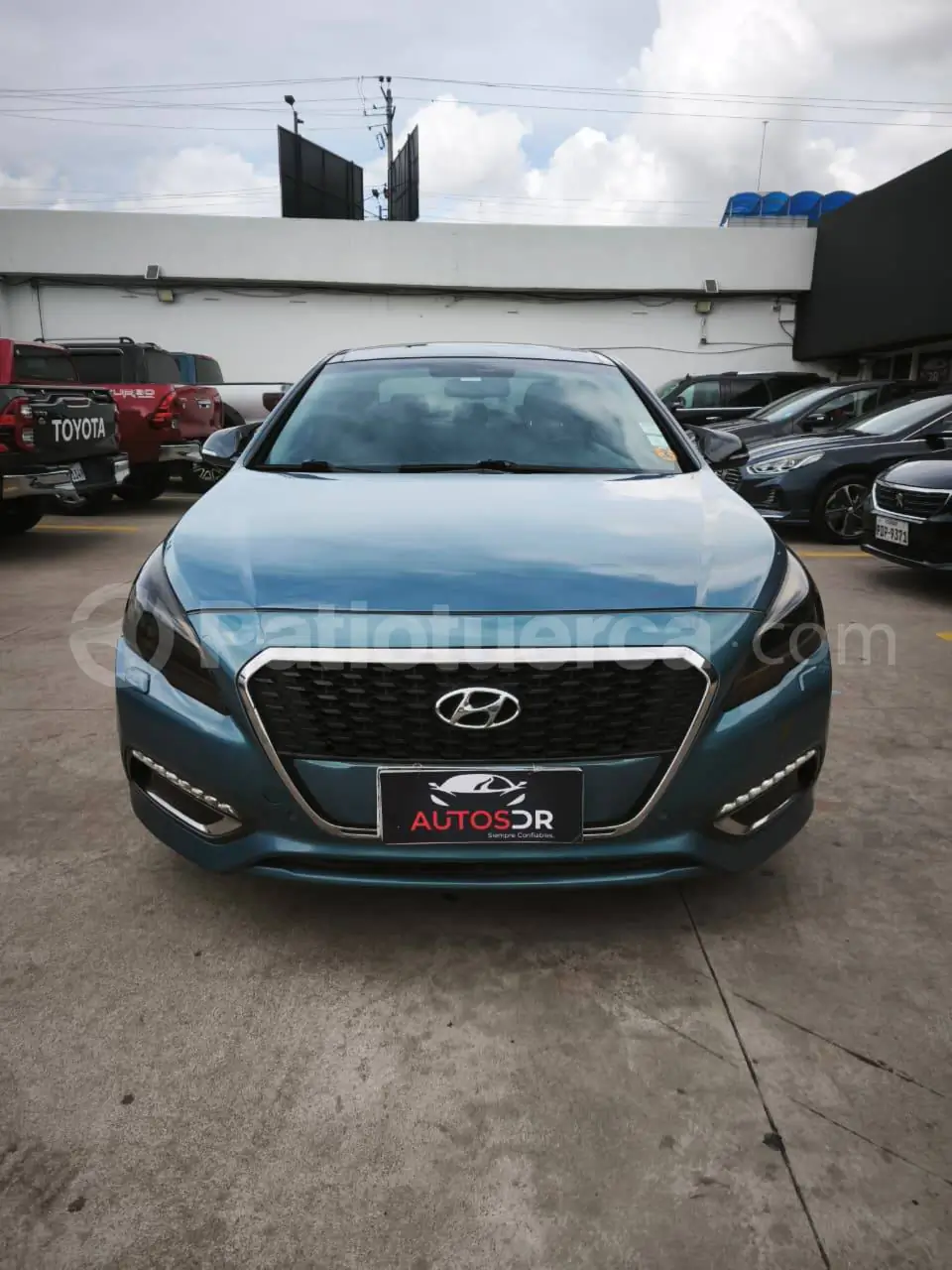 Foto 2 de Hyundai Sonata Hybrid