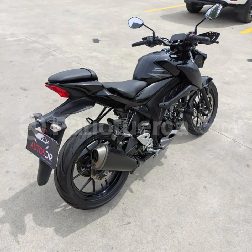 Foto 5 de Suzuki GSX-S150