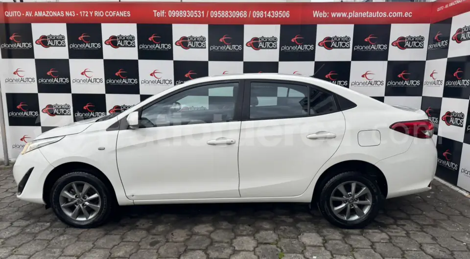 Foto 6 de Toyota Yaris