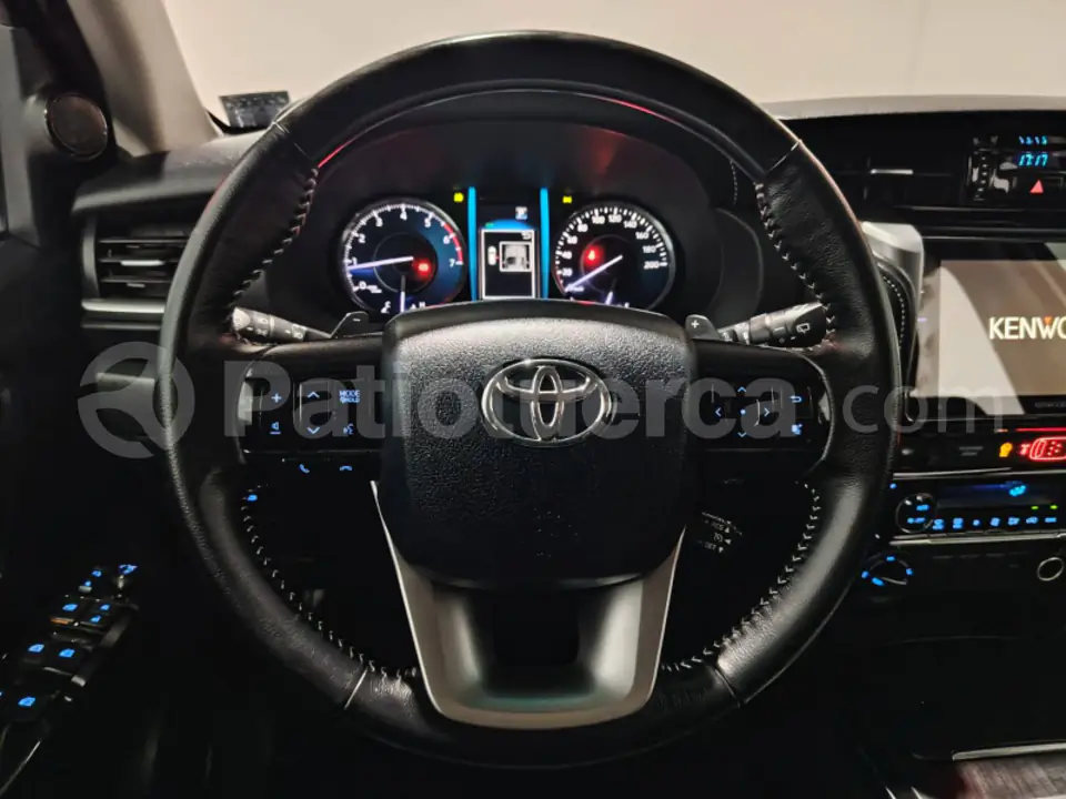 Foto 15 de Toyota New Fortuner