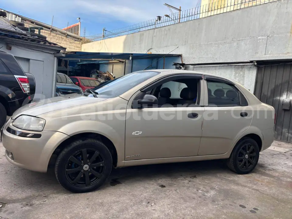 Foto 6 de Chevrolet Aveo Family