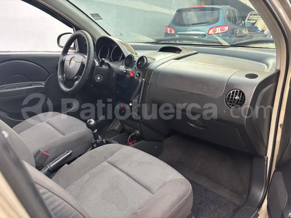 Foto 14 de Chevrolet Aveo Family