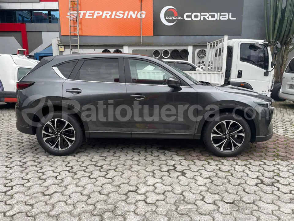 Foto 4 de Mazda CX- 5 CORE