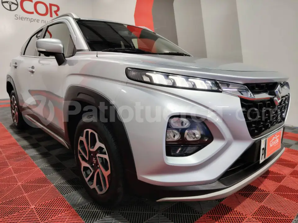 Foto 3 de Suzuki FRONX