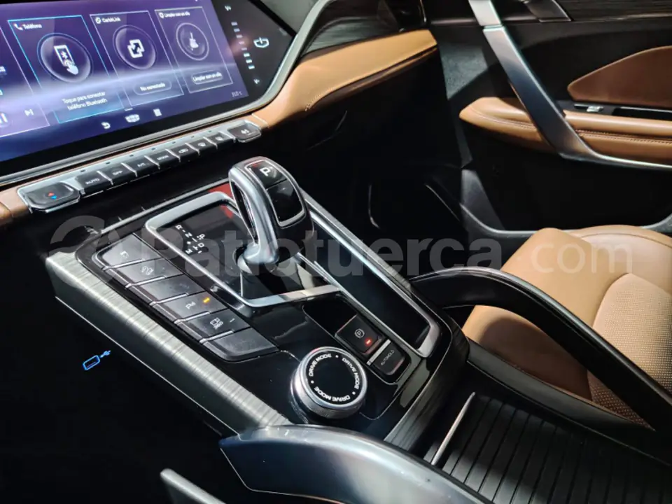Foto 10 de Geely AZCARRA HYBRID