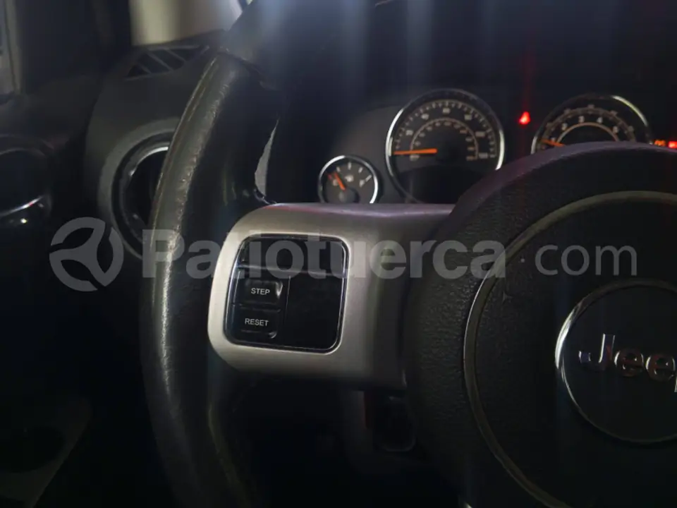 Foto 12 de Jeep Compass Sport