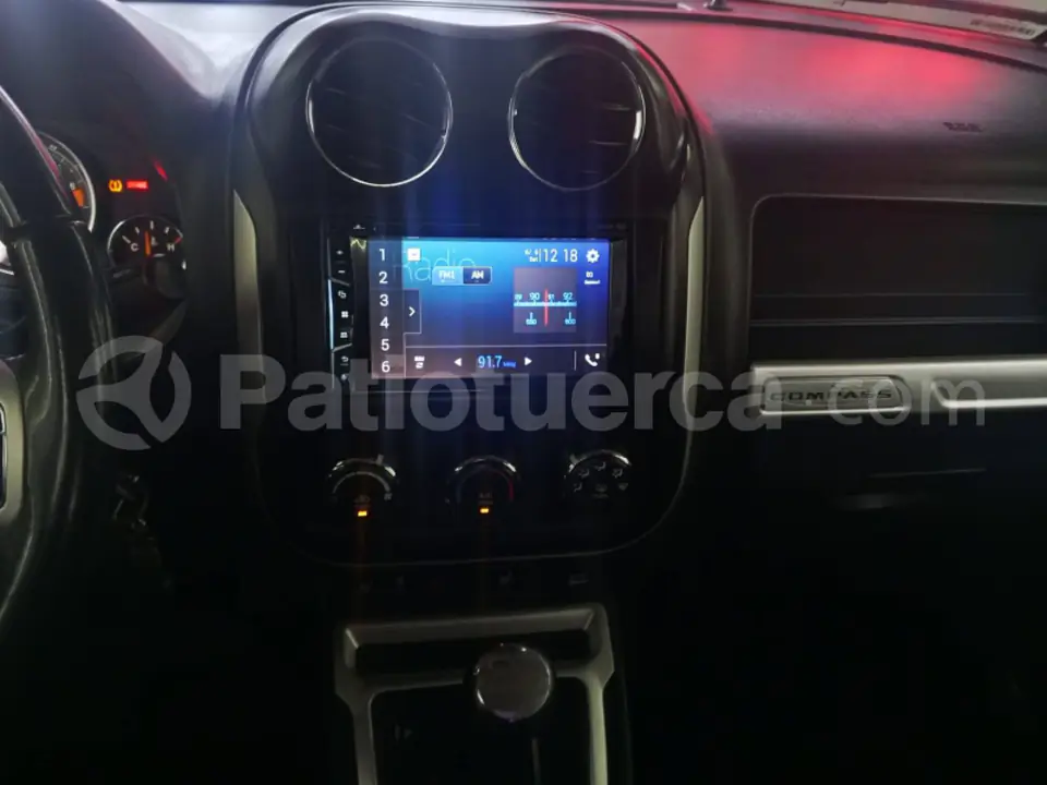Foto 15 de Jeep Compass Sport