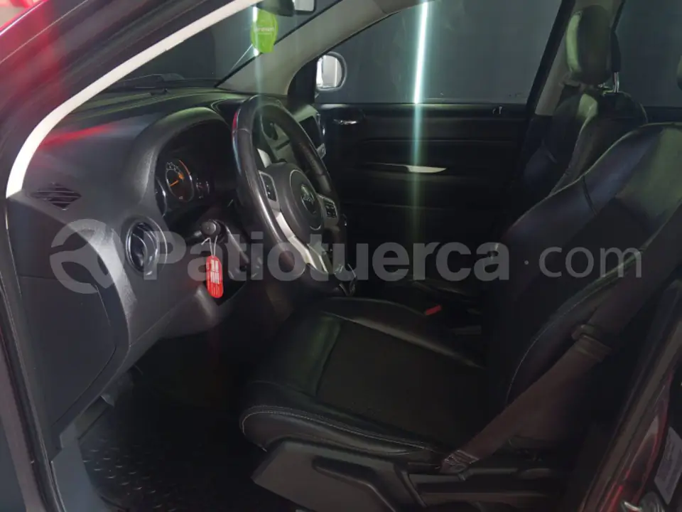 Foto 24 de Jeep Compass Sport