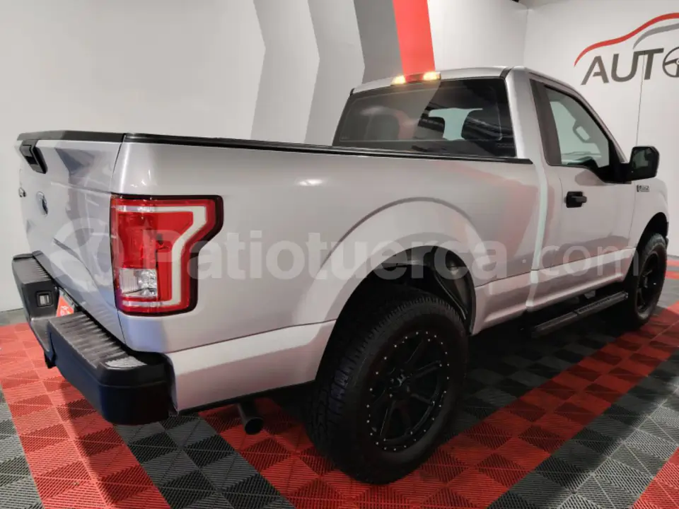 Foto 8 de Ford F150 RC