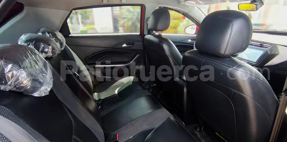 Foto 12 de Chery TIGGO 2 PRO