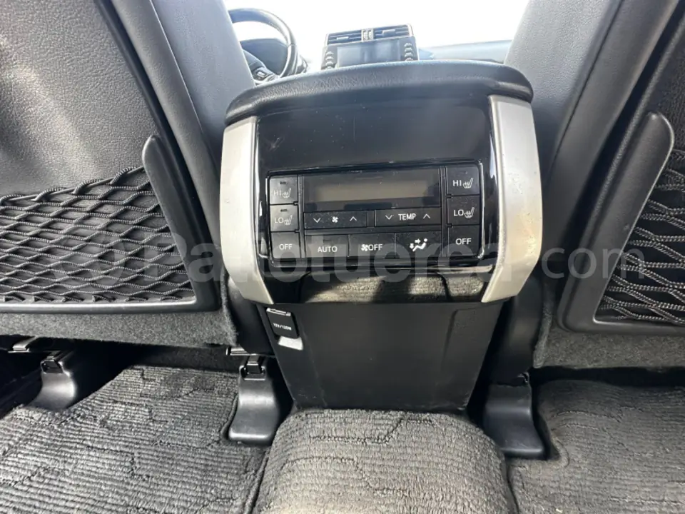 Foto 9 de Toyota Land Cruiser Prado VX
