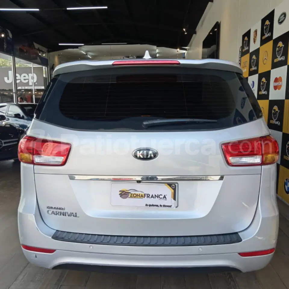 Foto 3 de Kia Grand Carnival