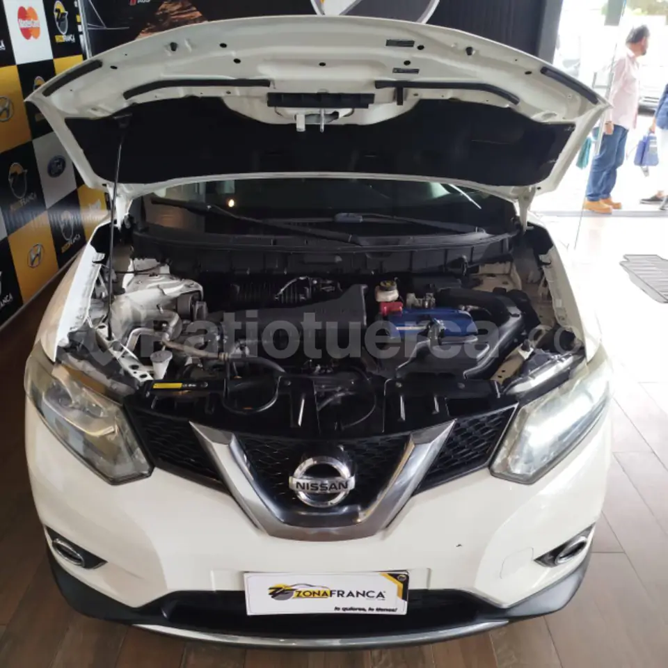 Foto 13 de Nissan XTRAIL EXCLUSIVE