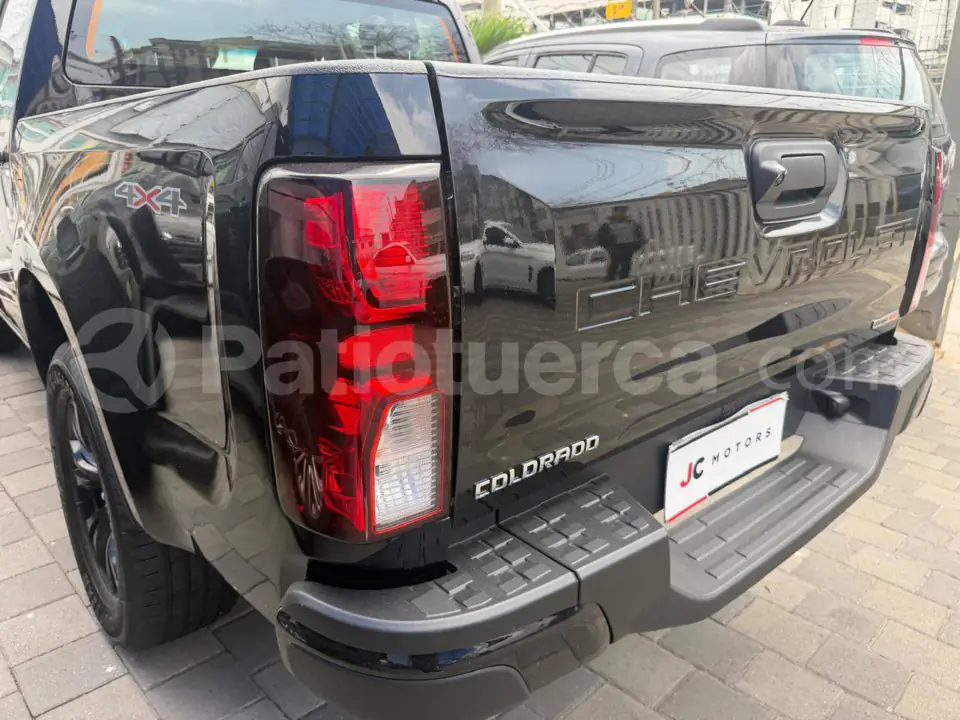 Foto 16 de Chevrolet Colorado WT AC