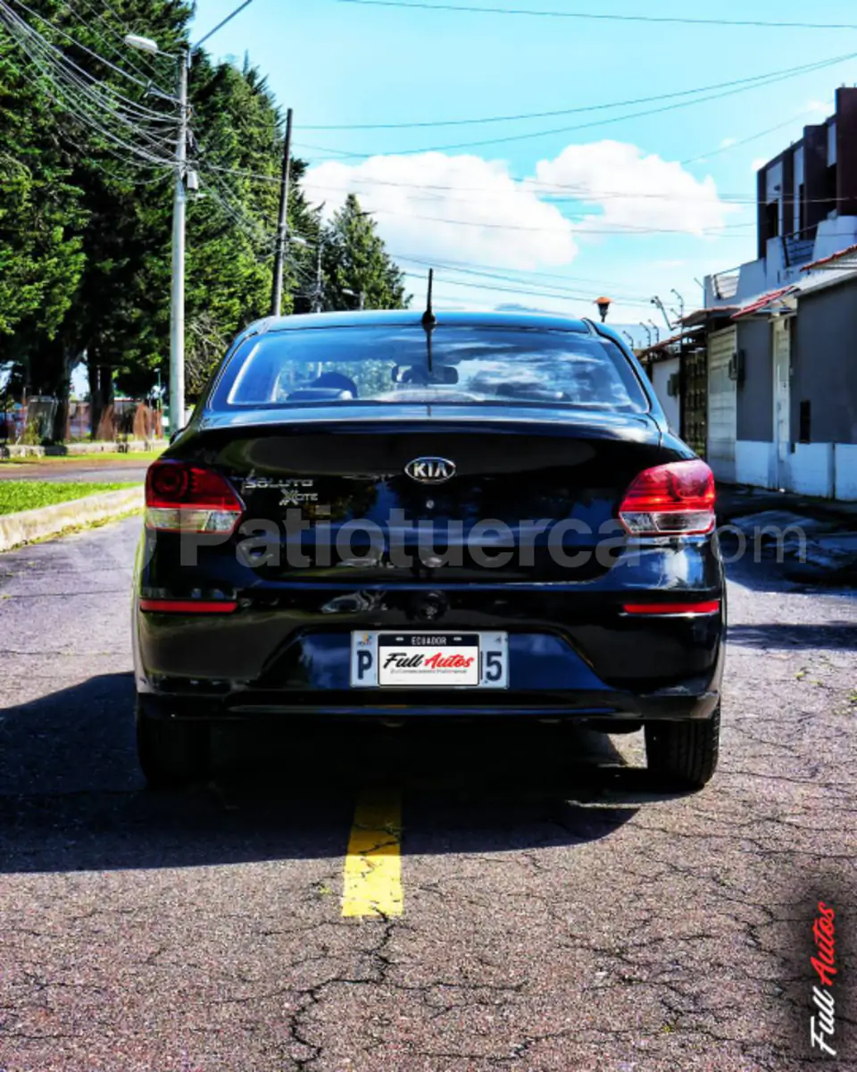 Foto 6 de Kia SOLUTO XCITE