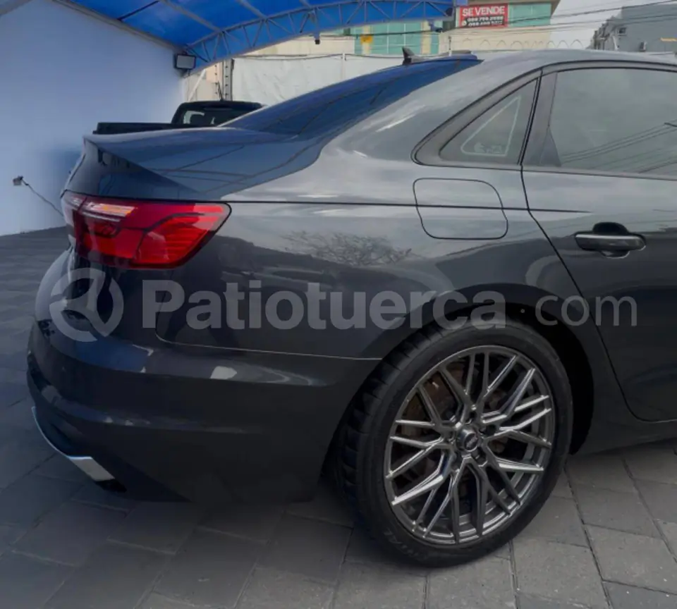 Foto 9 de Audi A4 TFS