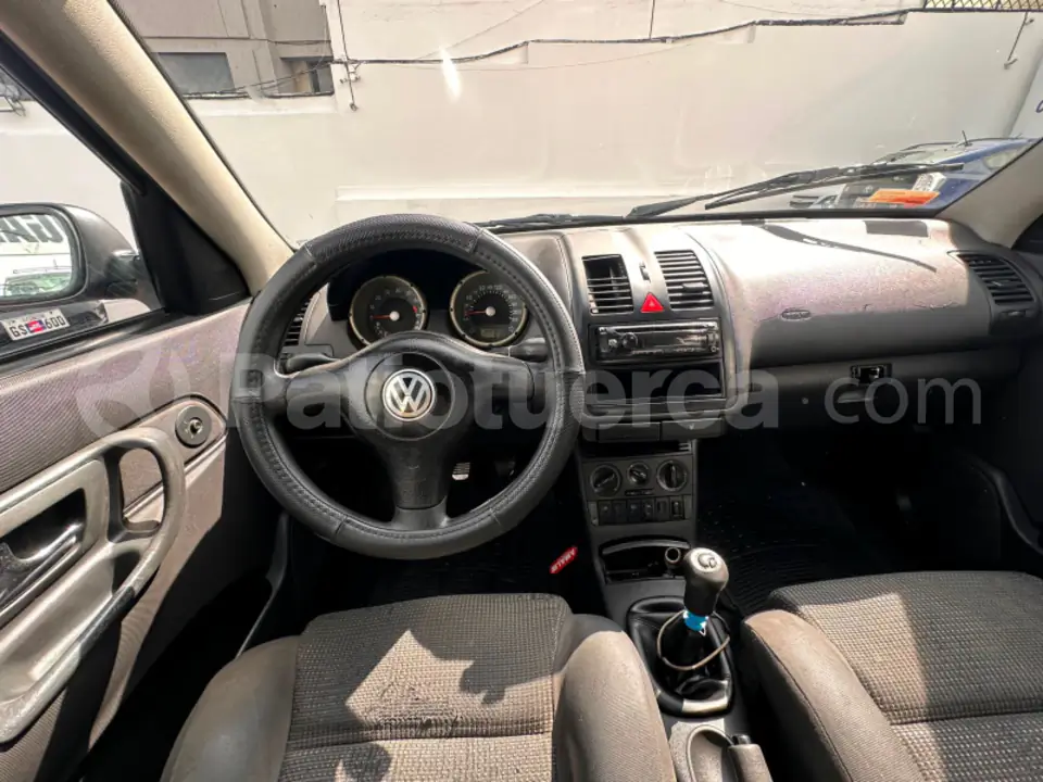 Foto 9 de Volkswagen Polo Classic