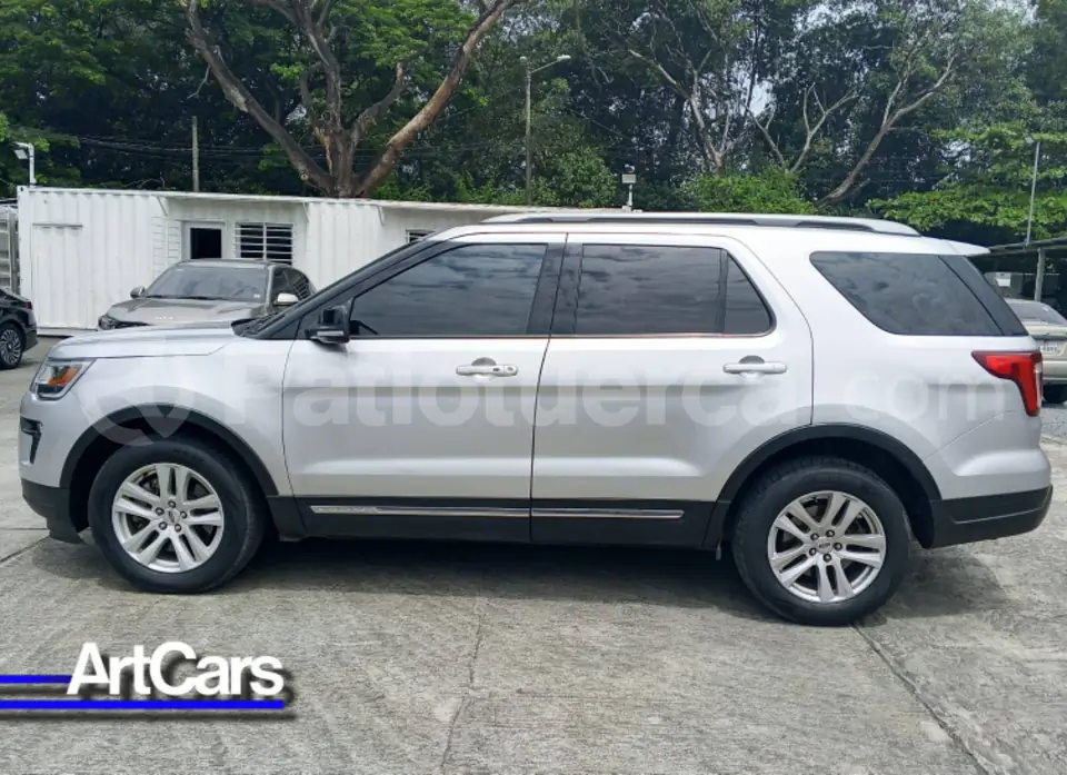 Foto 6 de Ford Explorer XLT
