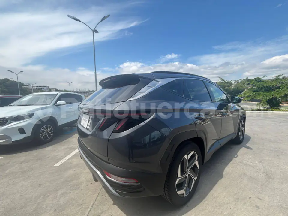 Foto 5 de Hyundai Tucson NX4E
