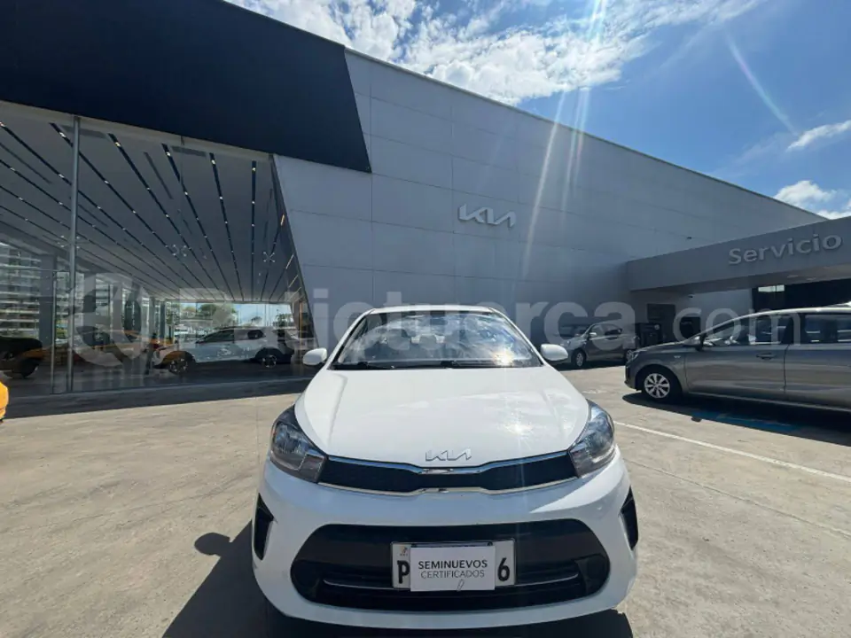 Foto 2 de Kia Soluto LX