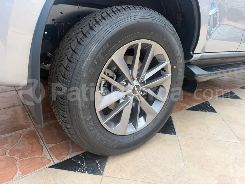 Foto 11 de Isuzu MU-X