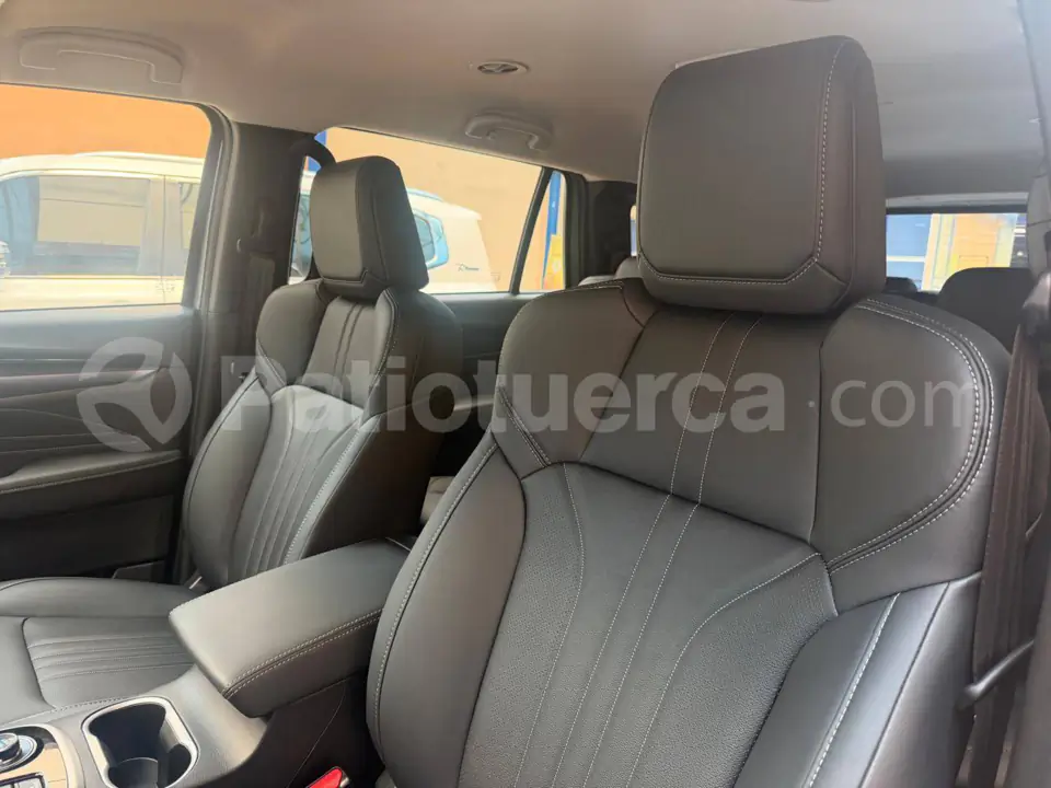 Foto 18 de Isuzu MU-X