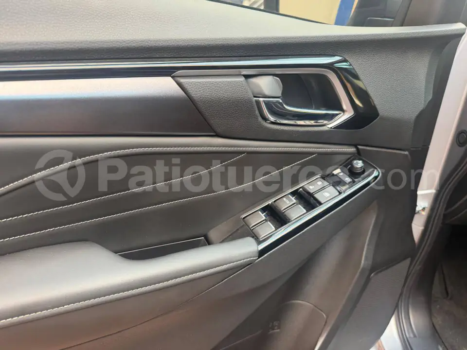 Foto 25 de Isuzu MU-X