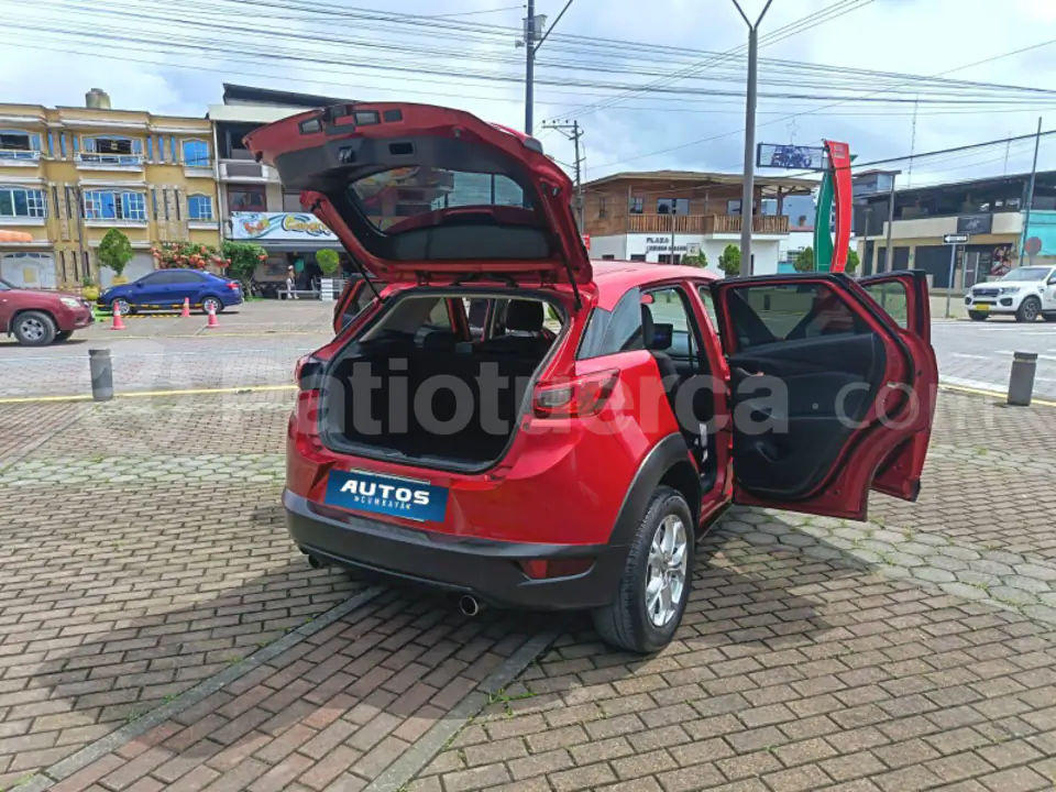 Foto 9 de Mazda CX-3 ENTRY
