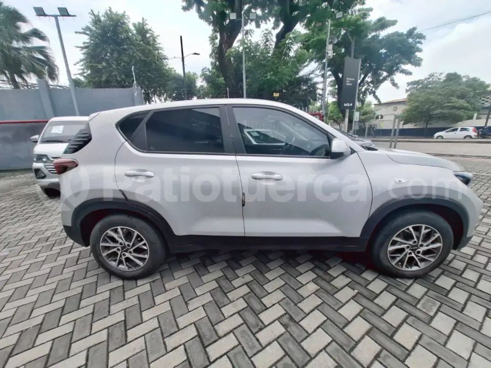 Foto 4 de Kia Sonet