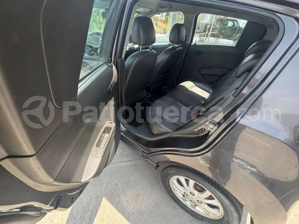 Foto 11 de Chevrolet Spark GT FULL