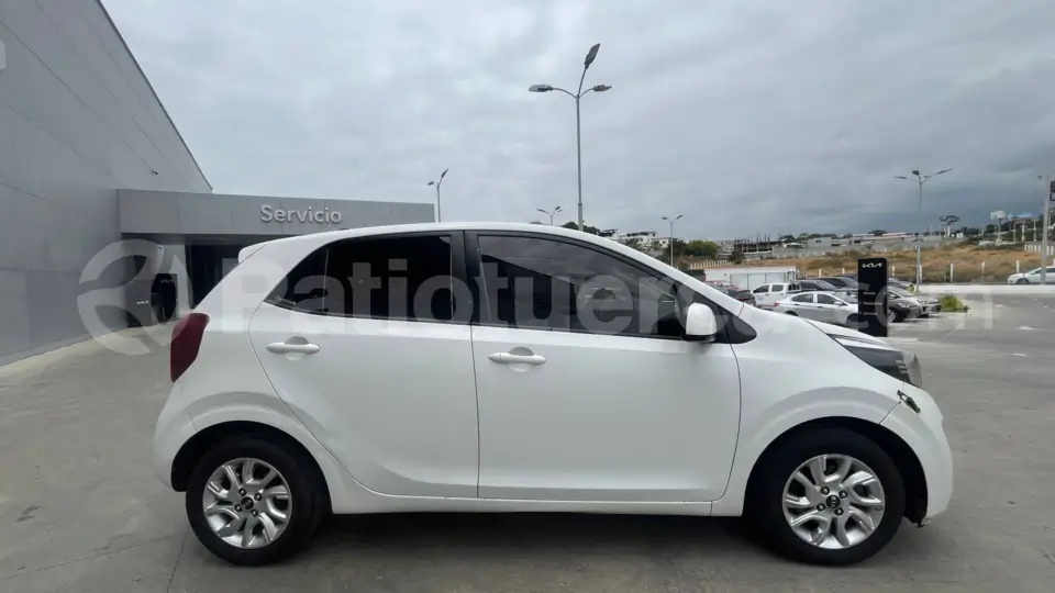 Foto 4 de Kia PICANTO EX