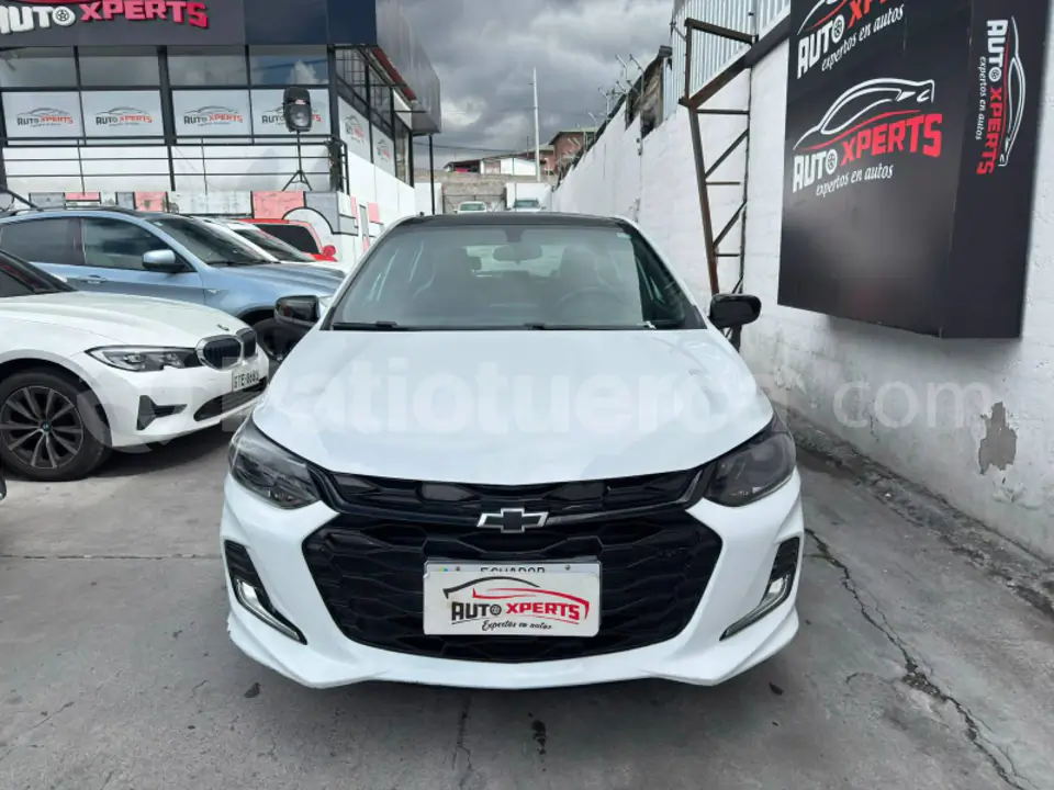 Foto 2 de Chevrolet ONIX RS